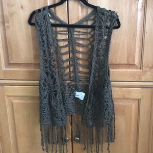 Day Trip large sleeveless vest.